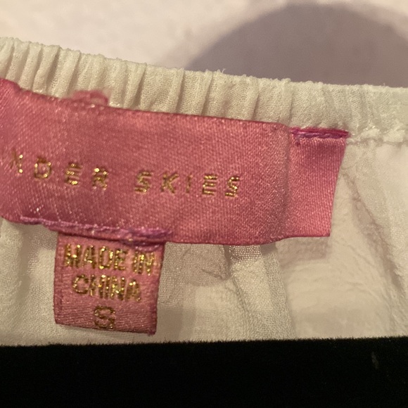 109Vintage lace, Embroidered top - Picture 6 of 9